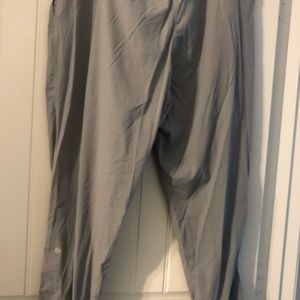 Lululemon size 20 sweatpants-worn a couple times-just too big for me
